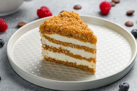 Пирожное морковное