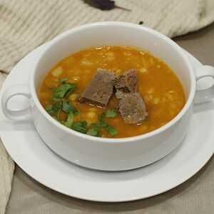 Ոլոռով և տավարի մսով ապուր