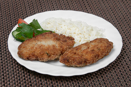 Котлеты мясные с рисом