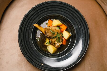 Суп из голени ягнёнка Kuzu Incik Corbasi