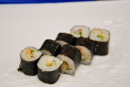 Ролл Креветка с огурцом