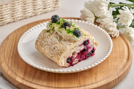 Меренговый рулет