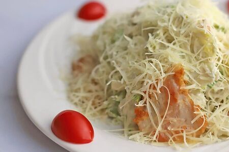 Цезарь с курицей