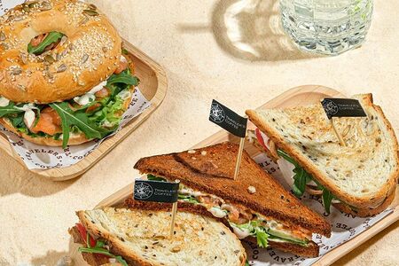 Сэндвич с копченой индейкой