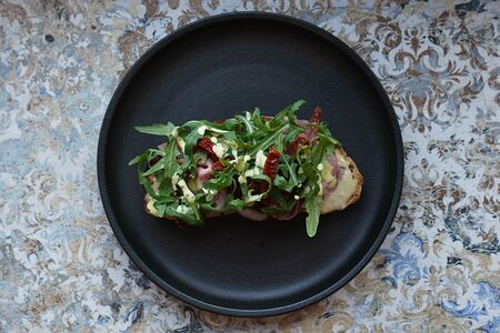 Брускетта с ростбифом