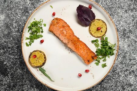 Стейк из лосося