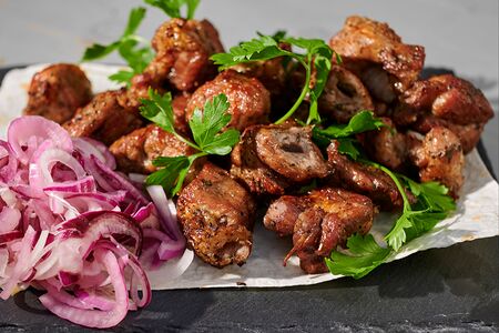 Шашлык из cвинoй шеи