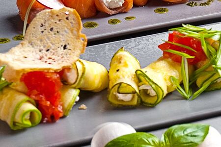 Рулетики из цукини