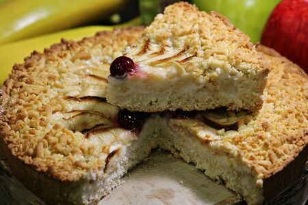 Мини-пирог песочный Яблоко в сливках