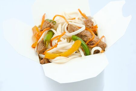 Wok соба с говядиной