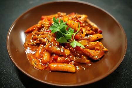 Токпокки со свининой