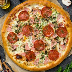 Пицца Салями