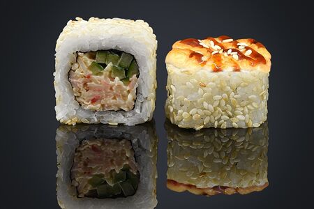 Запеченная Калифорния в кунжуте