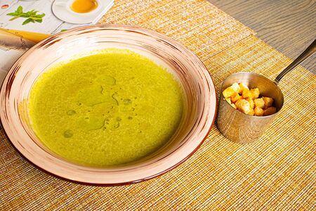 Суп-пюре из брокколи