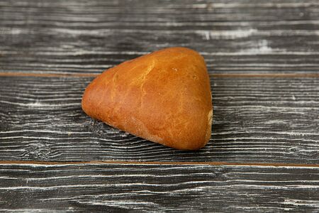 Пирожок с капустой