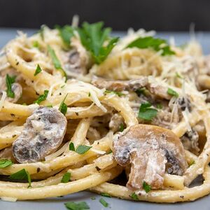 Սպագետտի սնկի սոուսով