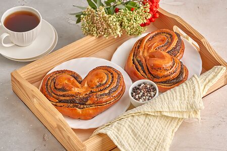 Плюшка с маком