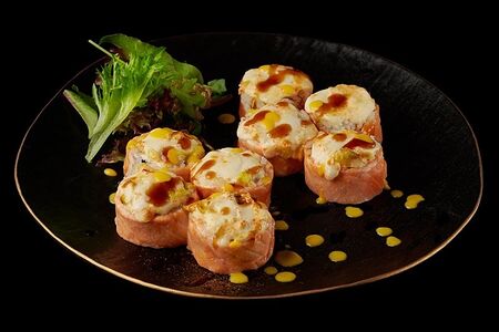 Запеченный ролл Филадельфия с моцареллой