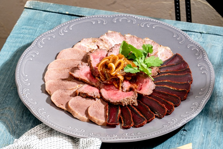 Домашнее мясное ассорти