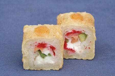 Сяке фрай-ролл