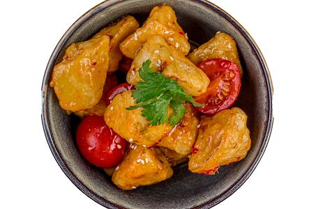 Баклажаны, жаренные в кисло-сладком соусе