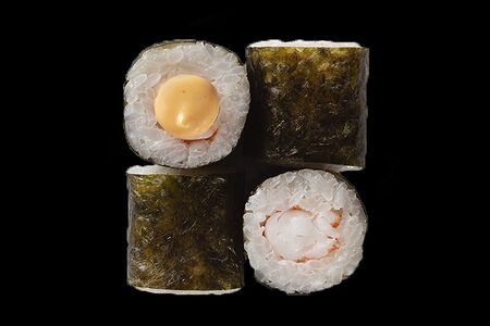 Ролл с острой креветкой