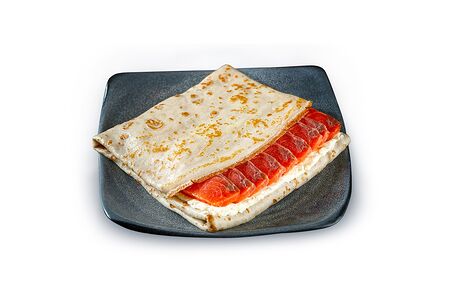 Блин с форелью и творожным сыром