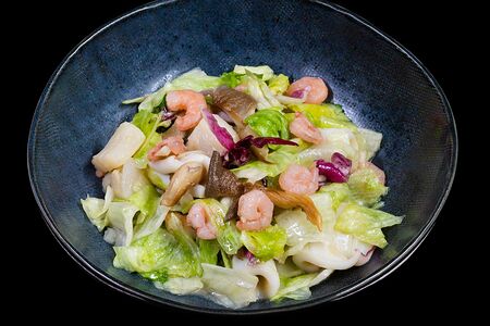 Салат с морепродуктами