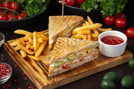 Клаб-сэндвич с курицей