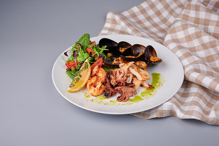 Морепродукты на гриле