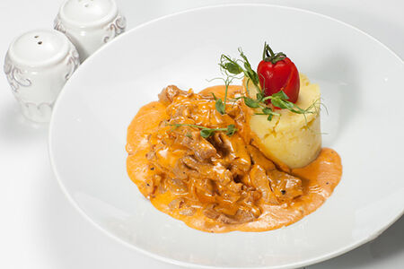 Бефстроганов из телятины