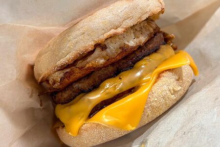 Брекфаст бургер