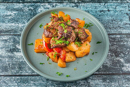 Жаркое с говядиной