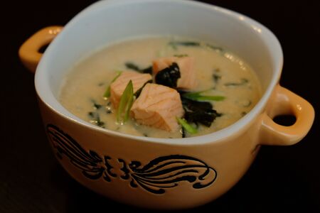 Мисо суп сливочный с лососем