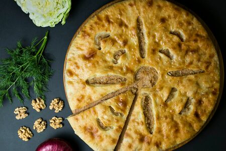 Осетинский пирог с капустой и сыром