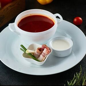 Борщ из говядины с салом