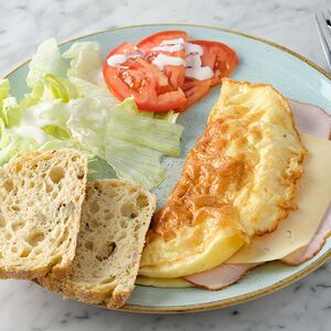 Омлет с ветчиной и сыром