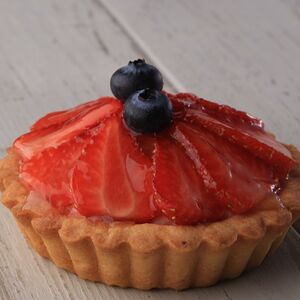 Тарталетка клубничная