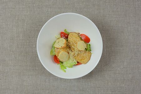 Цезарь с курицей