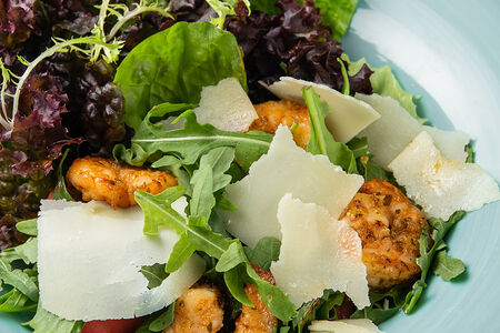 Салат из тигровых креветок