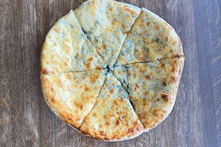 Хачапури с сыром и зеленью