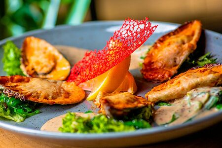 Мидии запеченные спайси