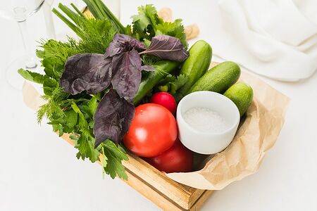 Сезонные овощи и зелень