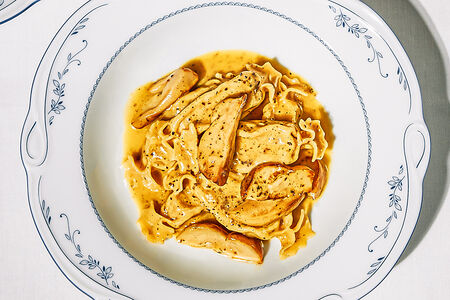 Карамелле с уткой и белыми грибами