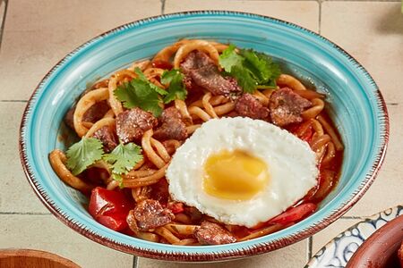 Жареный лагман с говядиной