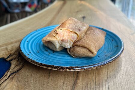 Блинчик с ветчиной и сыром