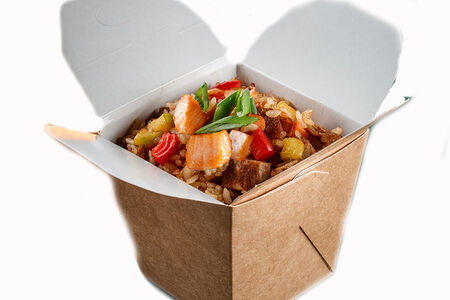 Тяхан с лососем и тамаго