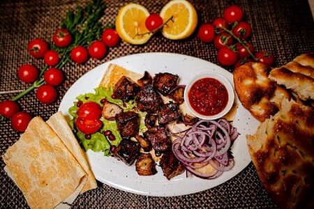 Шашлык из печени ягненка с курдюком