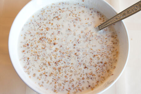 Молочная каша гречневая