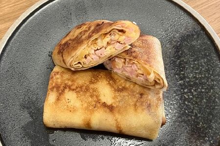 Блинчики с ветчиной и сыром